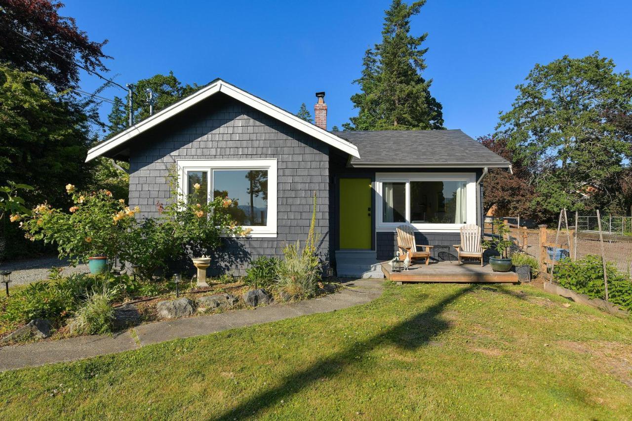 The Bayside Cottage North Saanich 外观 照片
