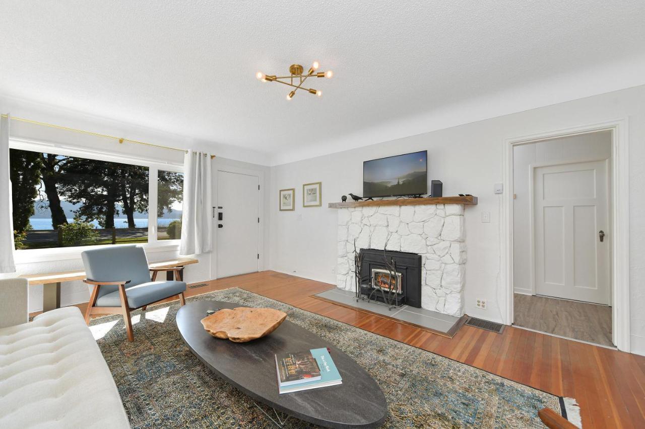 The Bayside Cottage North Saanich 外观 照片