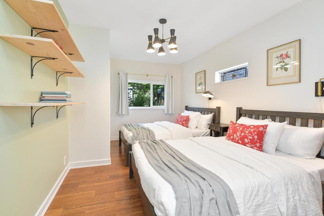 The Bayside Cottage North Saanich 外观 照片