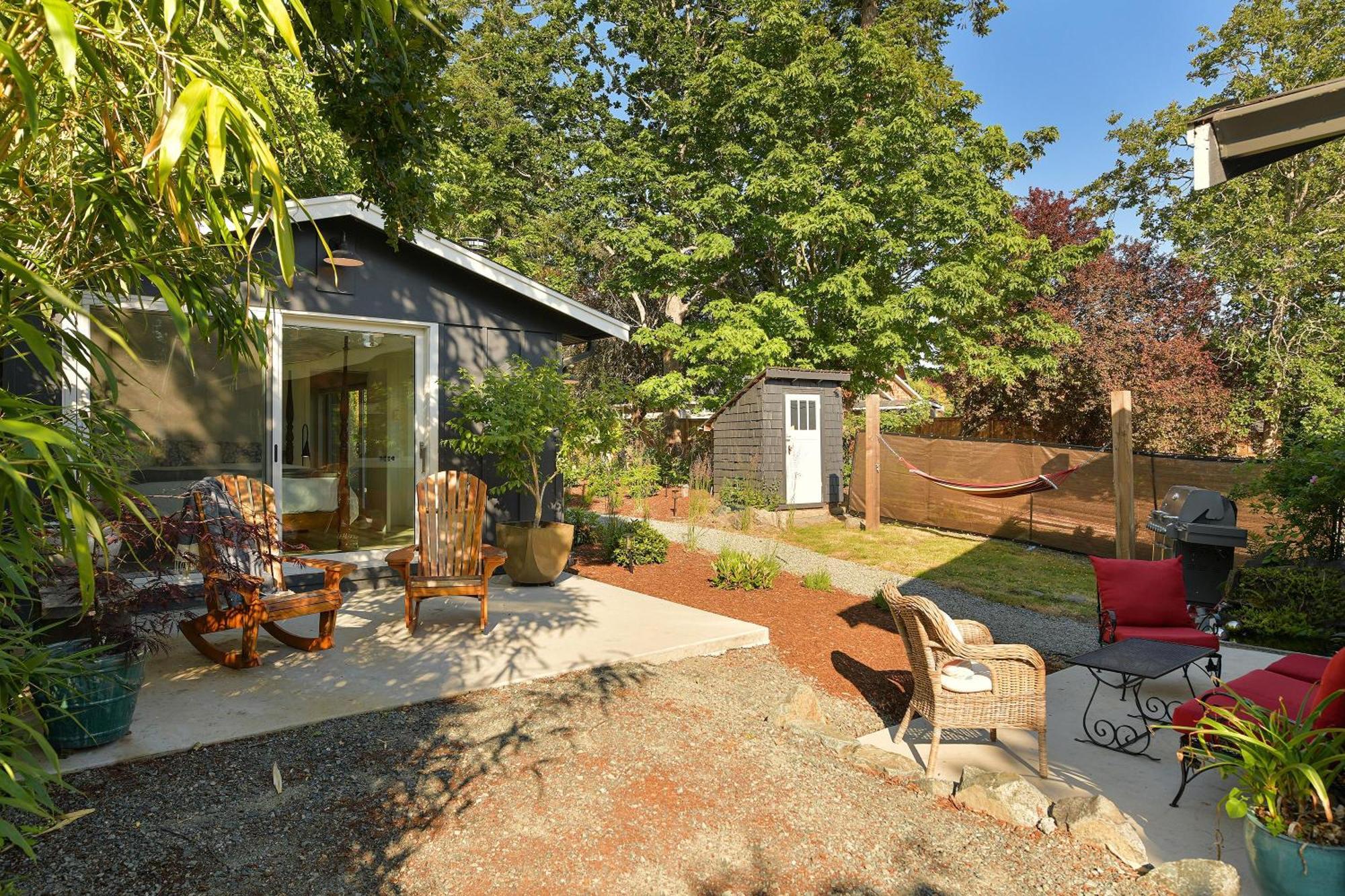 The Bayside Cottage North Saanich 外观 照片